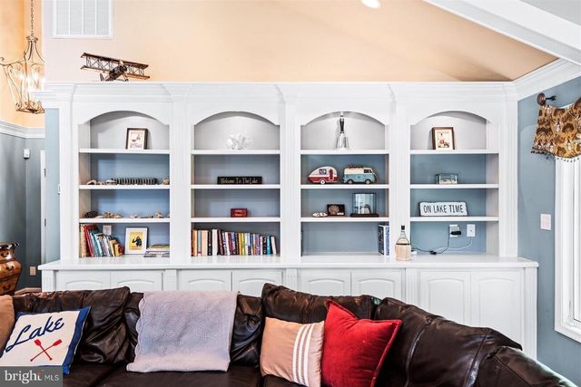 6227 EDS RD, Mineral, VA 23117