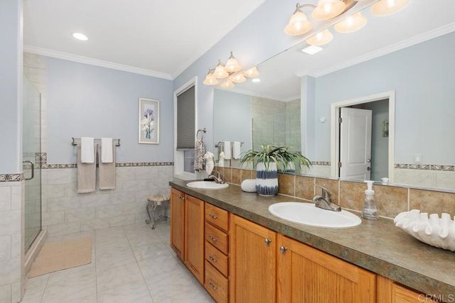212 Acropolis Way, Vista, CA 92084