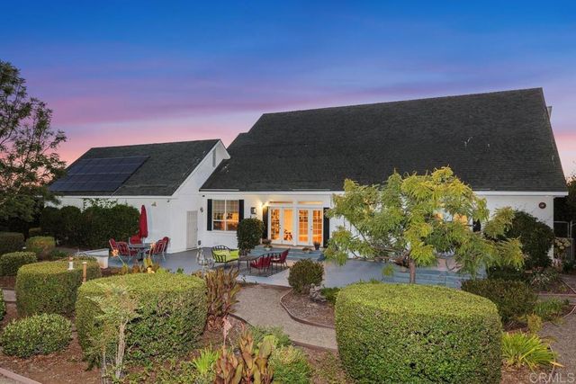 212 Acropolis Way, Vista, CA 92084