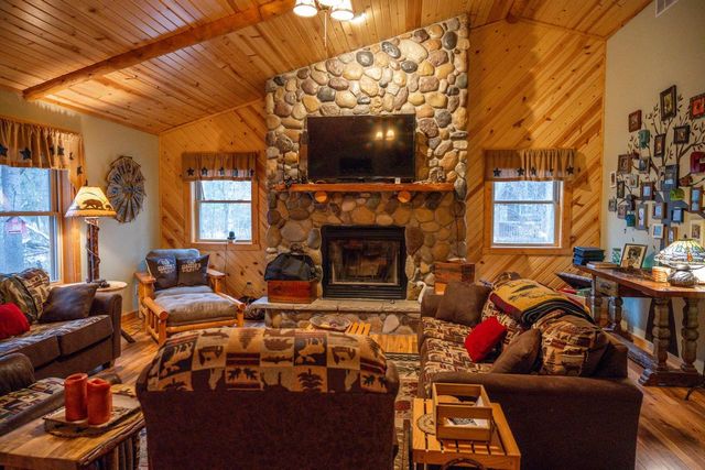 1690 Cumberland Avenue, Arkdale, WI 54613