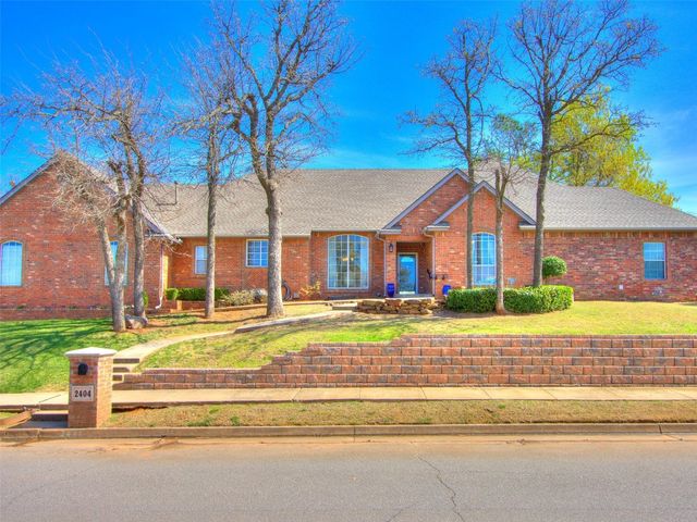 2404 Pawnee Crossing, Edmond, OK 73034