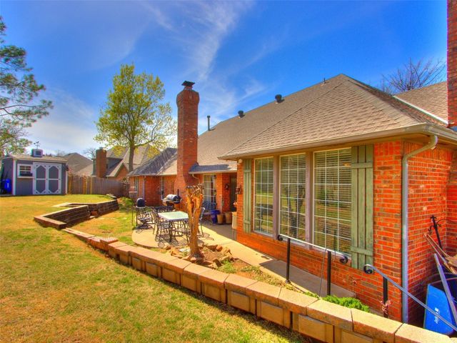 2404 Pawnee Crossing, Edmond, OK 73034