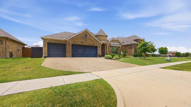 1221 Flamingo Road, Forney, TX 75126