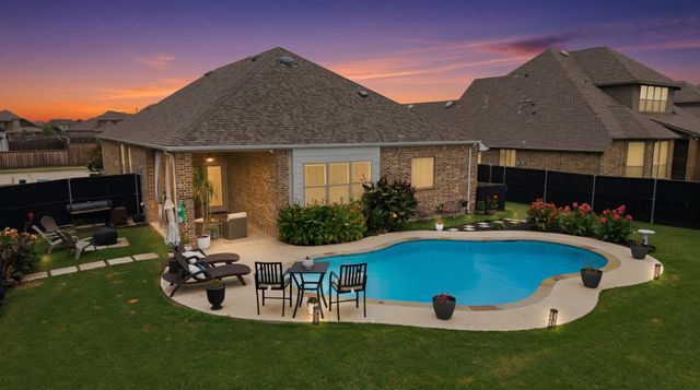 1221 Flamingo Road, Forney, TX 75126
