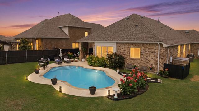 1221 Flamingo Road, Forney, TX 75126
