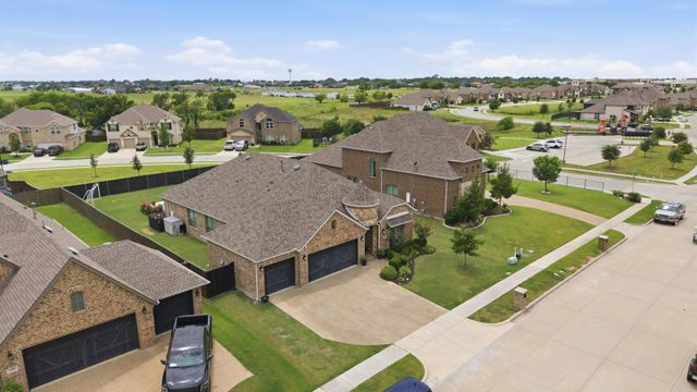 1221 Flamingo Road, Forney, TX 75126