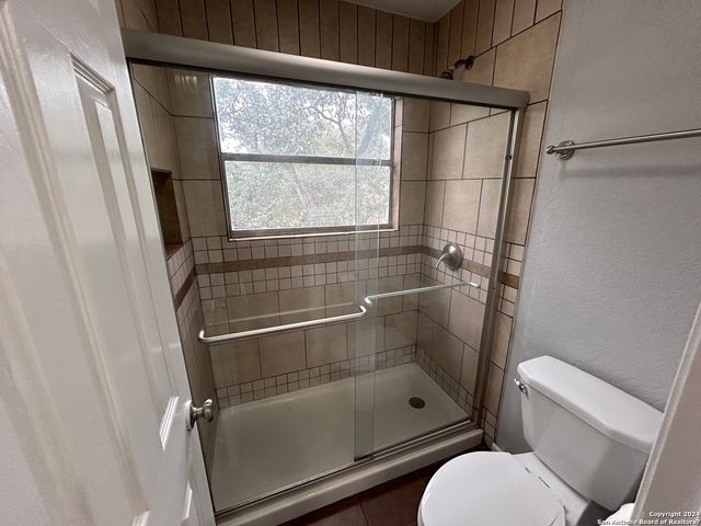 211 Natalen Ave Apt 211, San Antonio, TX 78209