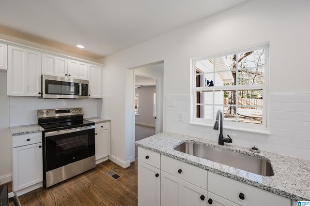 13034 BROADWAY DRIVE, Mccalla, AL 35111