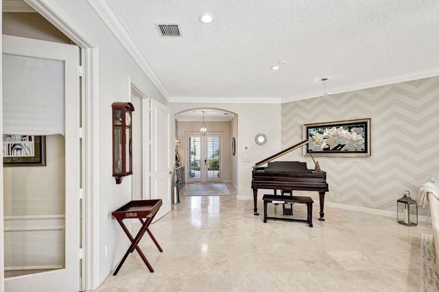 11556 Villa Vasari Drive, Palm Beach Gardens, FL 33418