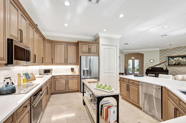 11556 Villa Vasari Drive, Palm Beach Gardens, FL 33418