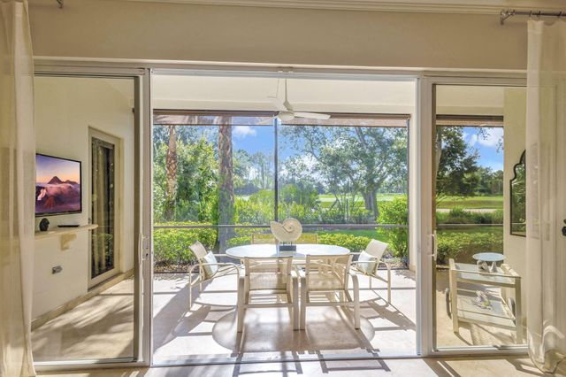 11556 Villa Vasari Drive, Palm Beach Gardens, FL 33418