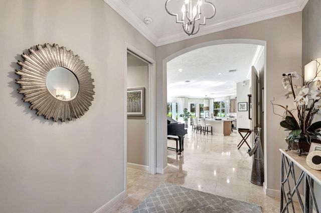 11556 Villa Vasari Drive, Palm Beach Gardens, FL 33418