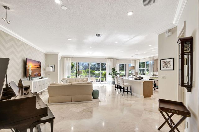 11556 Villa Vasari Drive, Palm Beach Gardens, FL 33418