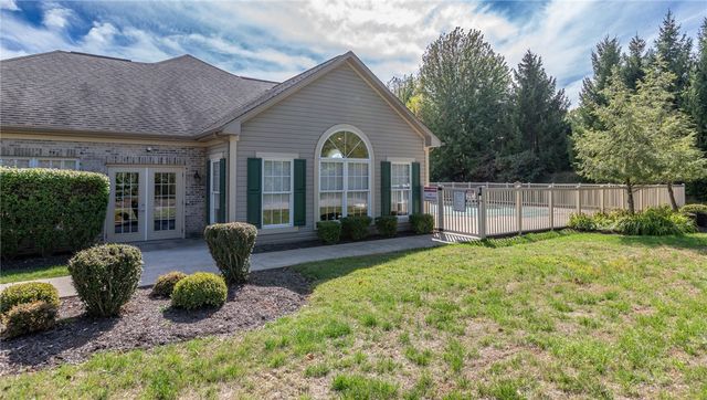 1153 Cobblestone Lane, Adams Twp, PA 16059