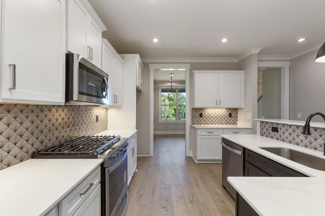 3017 Sandstone Way, Hendersonville, TN 37075