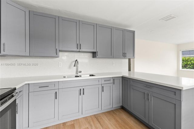 6121 SW 40th Ct B, Miramar, FL 33023