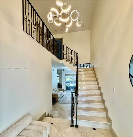 3016 NE 210th St, Aventura, FL 33180