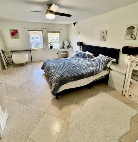 3016 NE 210th St, Aventura, FL 33180