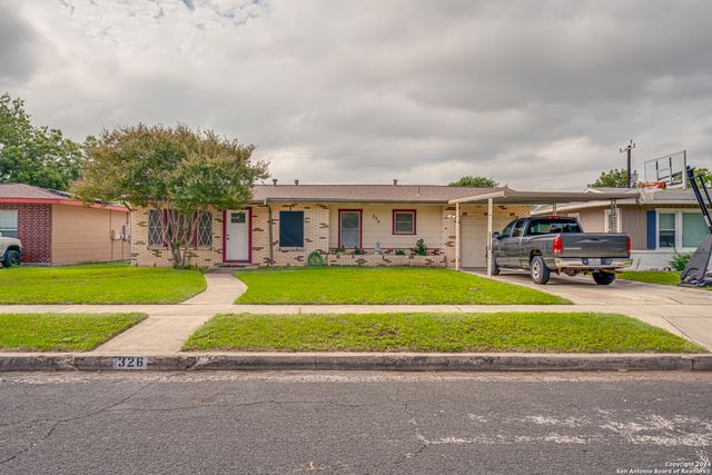326 ADDAX DR, San Antonio, TX 78213