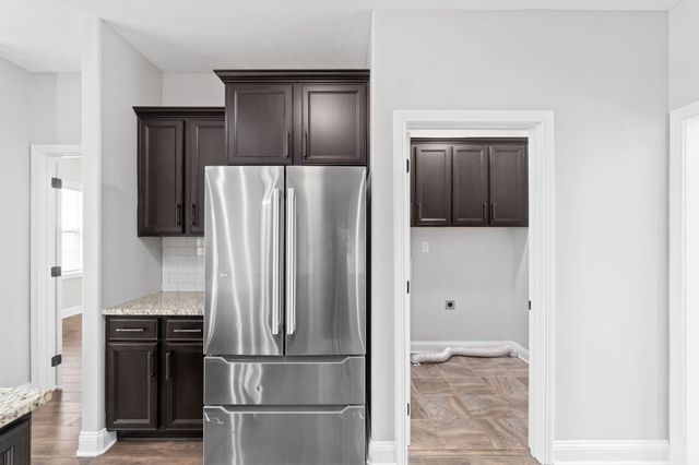 1245 Fallon Dr, Clarksville, TN 37043