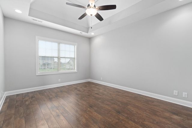 1245 Fallon Dr, Clarksville, TN 37043