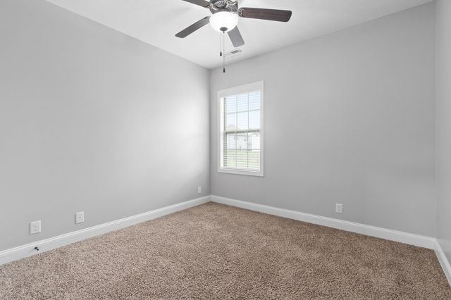 1245 Fallon Dr, Clarksville, TN 37043