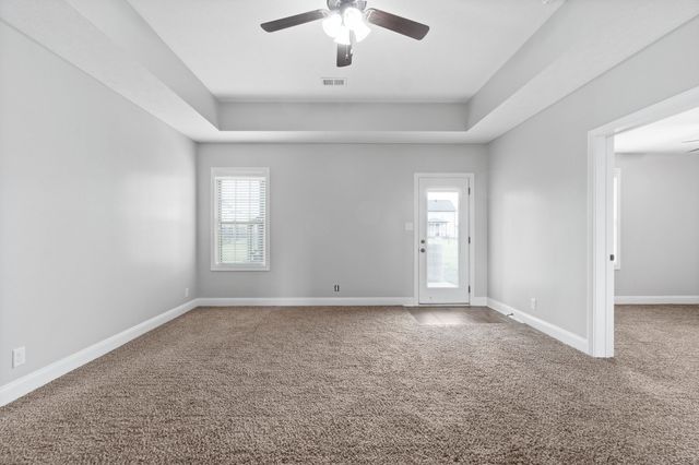 1245 Fallon Dr, Clarksville, TN 37043