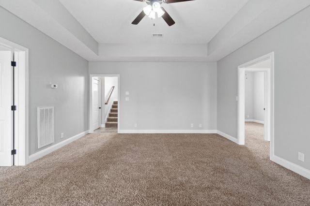 1245 Fallon Dr, Clarksville, TN 37043