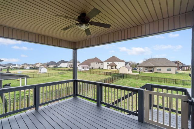 1245 Fallon Dr, Clarksville, TN 37043