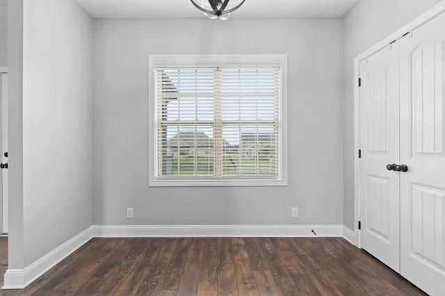 1245 Fallon Dr, Clarksville, TN 37043