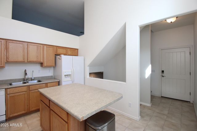 708 S BECK Avenue, Tempe, AZ 85281