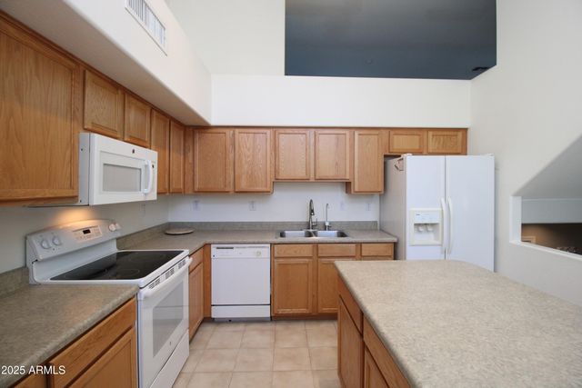 708 S BECK Avenue, Tempe, AZ 85281