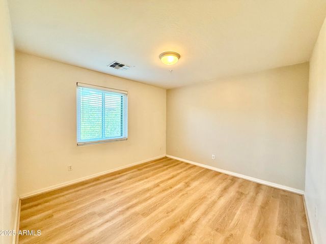 708 S BECK Avenue, Tempe, AZ 85281