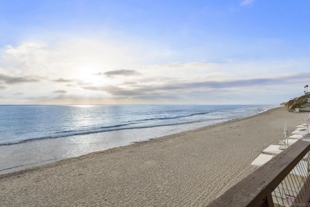430 Moonlight Ln, Encinitas, CA 92024