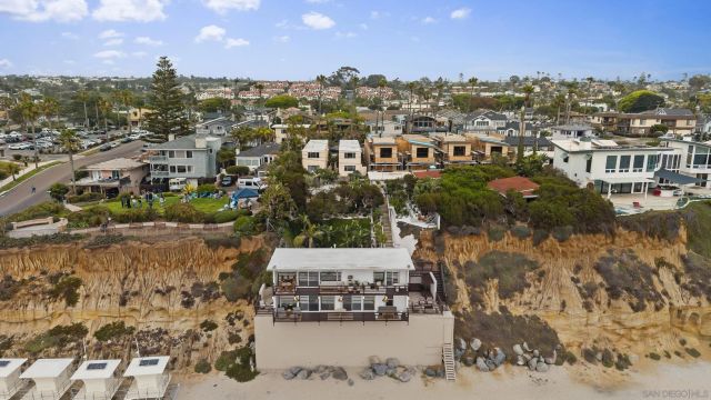 430 Moonlight Ln, Encinitas, CA 92024