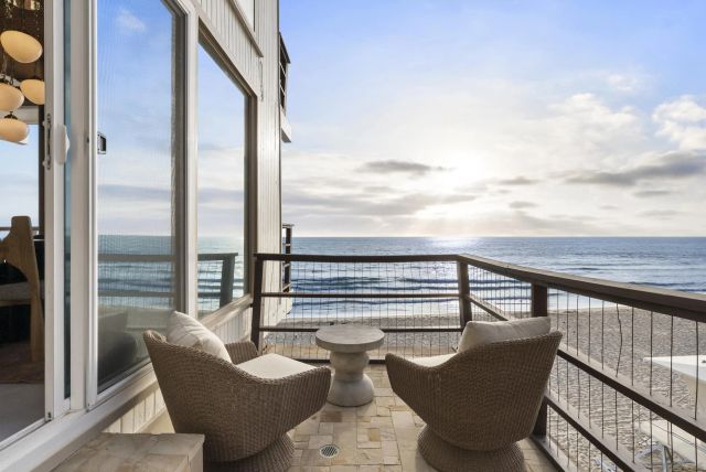 430 Moonlight Ln, Encinitas, CA 92024