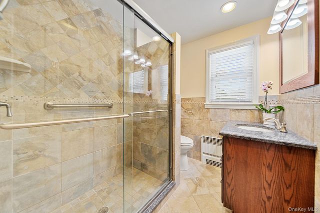 166 Parrott Road, West Nyack, NY 10994