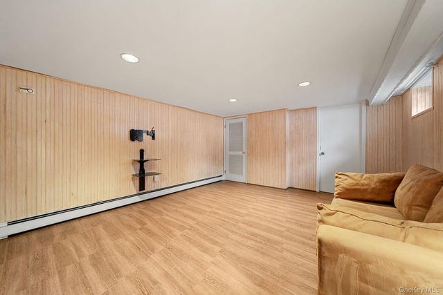 166 Parrott Road, West Nyack, NY 10994