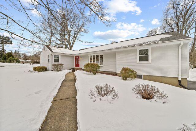 166 Parrott Road, West Nyack, NY 10994