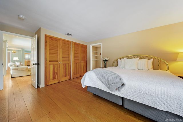 166 Parrott Road, West Nyack, NY 10994