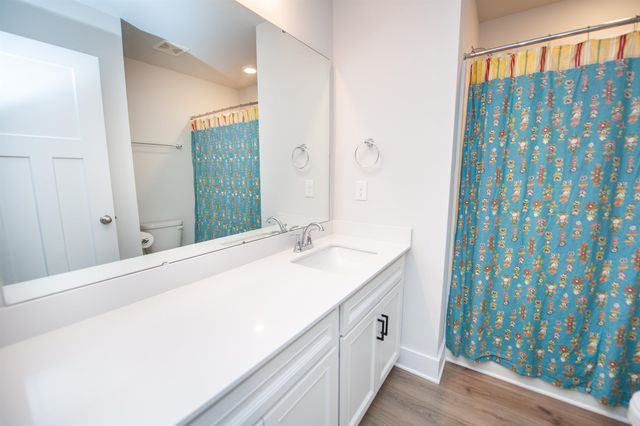 1404 Maplesmith Way, Moore, SC 29369