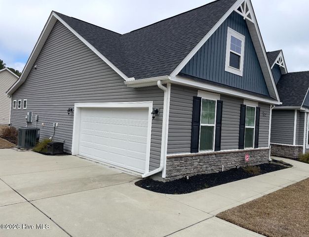 2041 Lindrick Court NW, Calabash, NC 28467