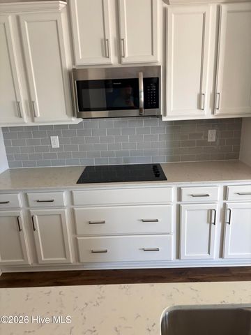 2041 Lindrick Court NW, Calabash, NC 28467