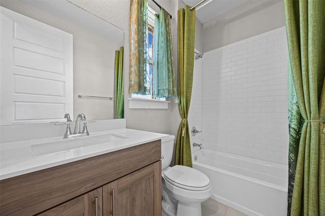 166 Salado Creek TRL, Bastrop, TX 78602
