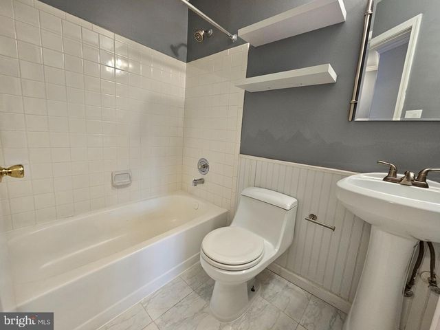 12146 FLAG HARBOR DR, Germantown, MD 20874