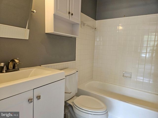 12146 FLAG HARBOR DR, Germantown, MD 20874