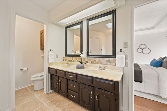 3101 Regency Street, Carrollton, TX 75007