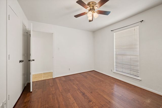 3101 Regency Street, Carrollton, TX 75007