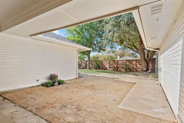 3101 Regency Street, Carrollton, TX 75007