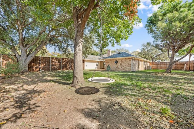 3101 Regency Street, Carrollton, TX 75007